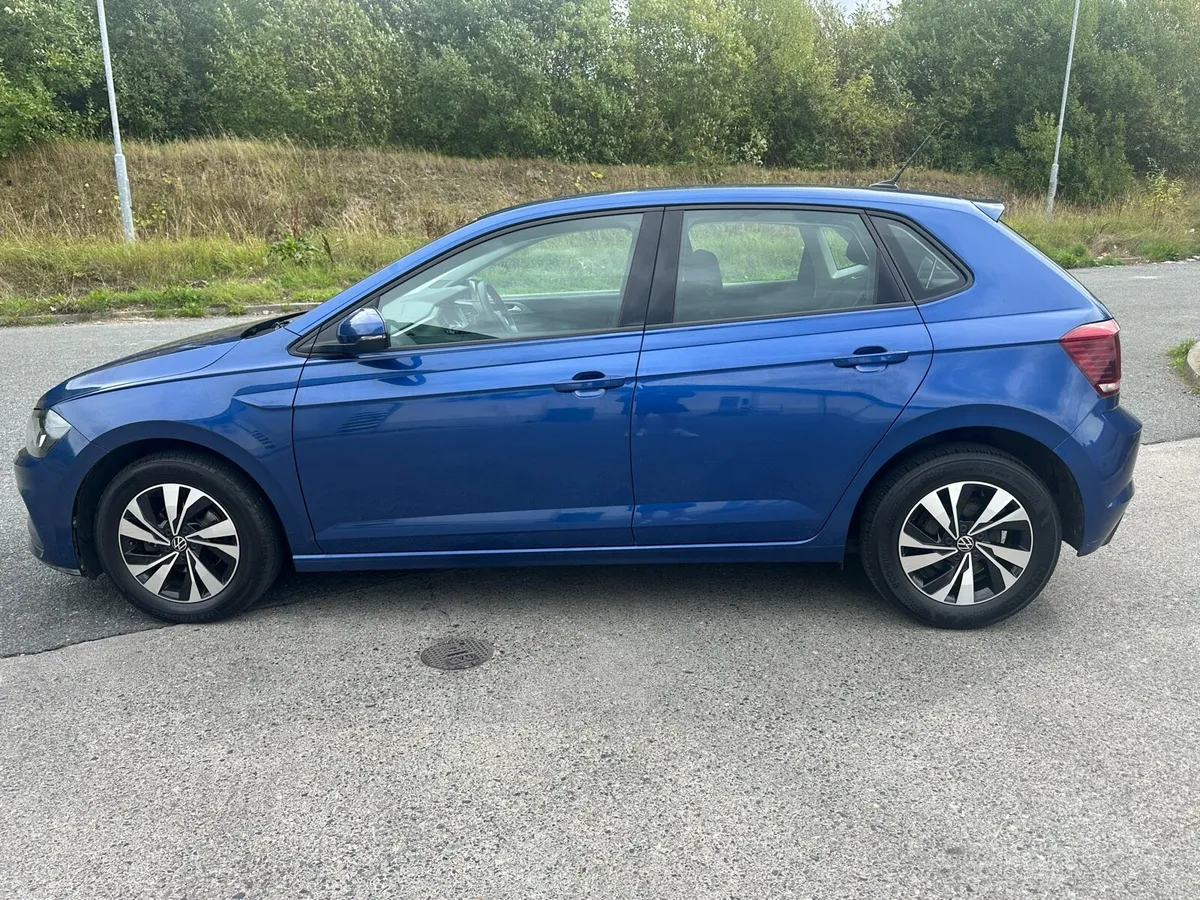 Volkswagen polo 2021 - Image 2