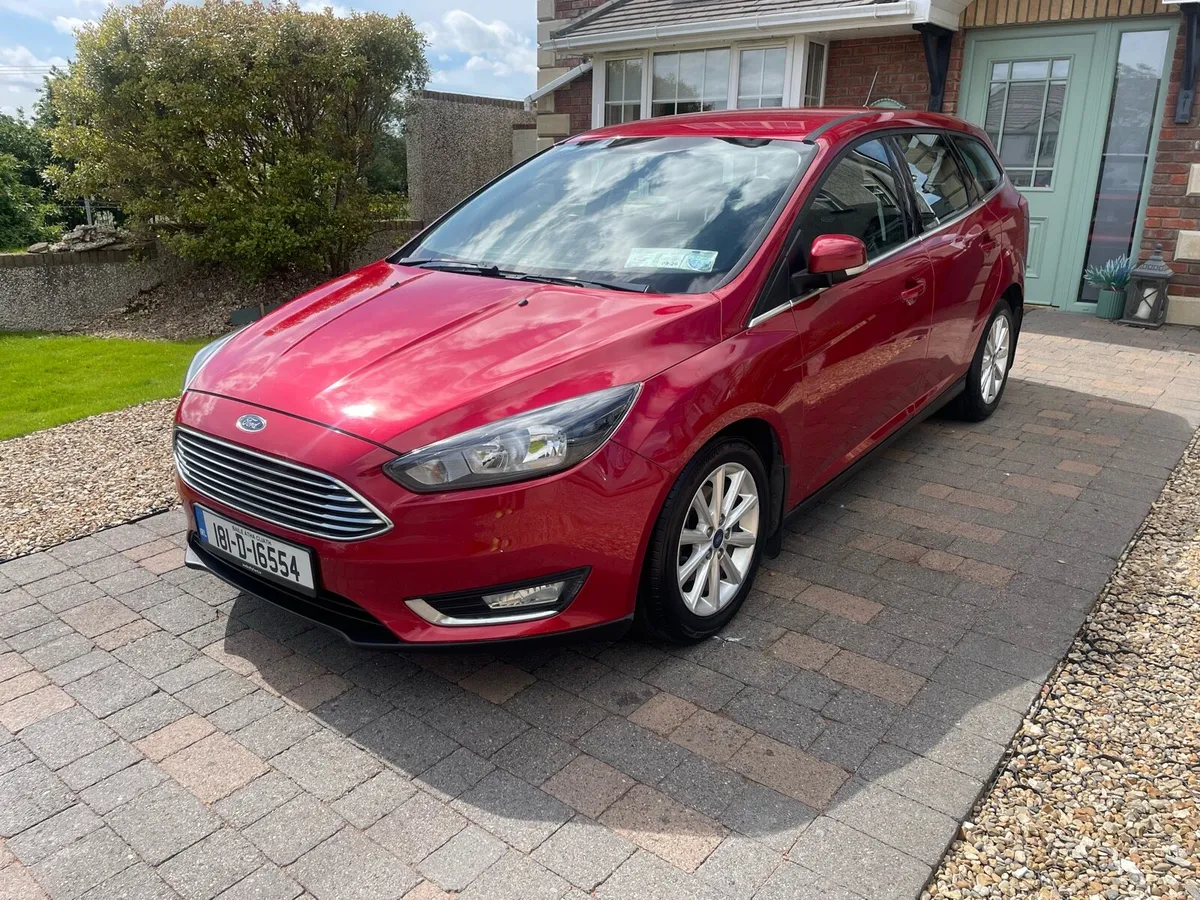 Ford Focus Titanium 1.5 TDCi Estate - Image 2