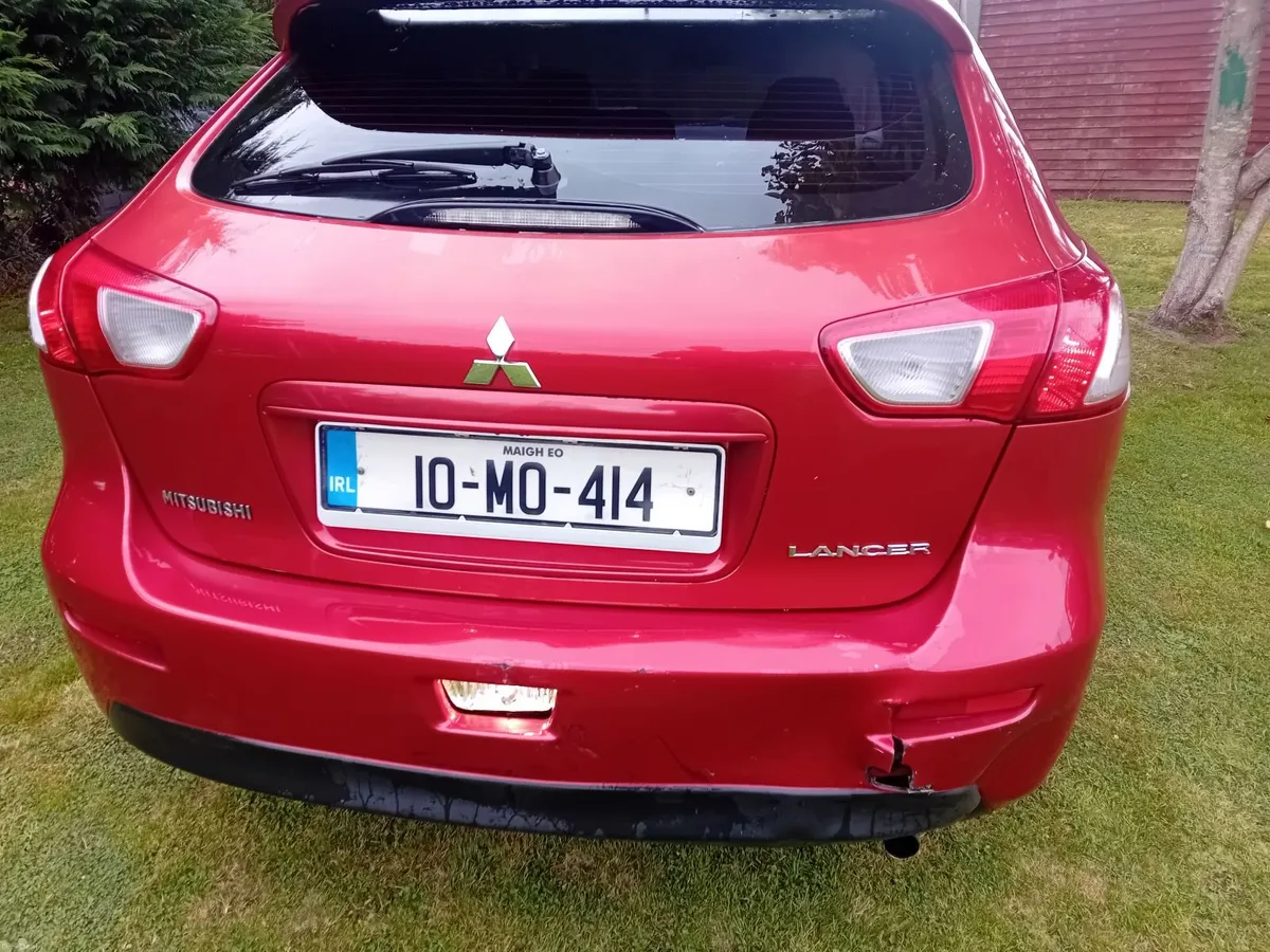 Mitsubishi Lancer 2010 - Image 3