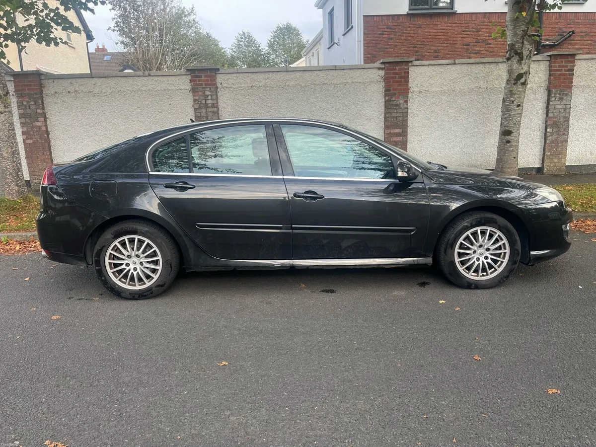 Renault Laguna | NCT 03/27 | 2 Keys - Image 2