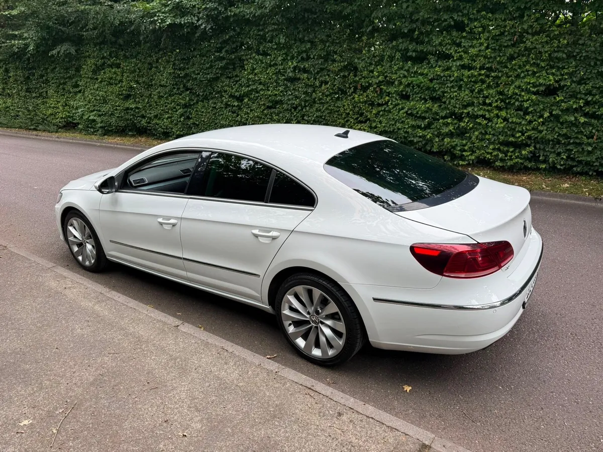 Volkswagen Passat - Image 6