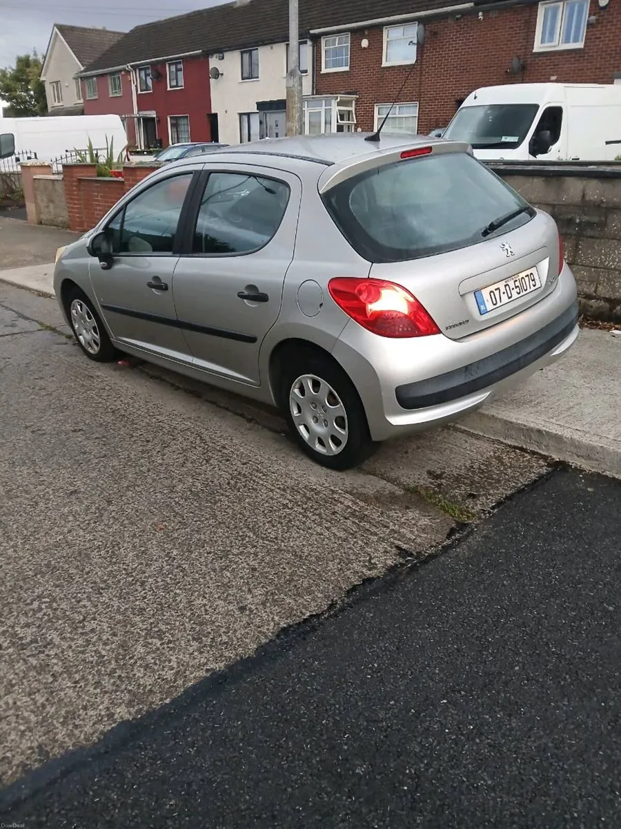 Peugeot 207 - Image 4