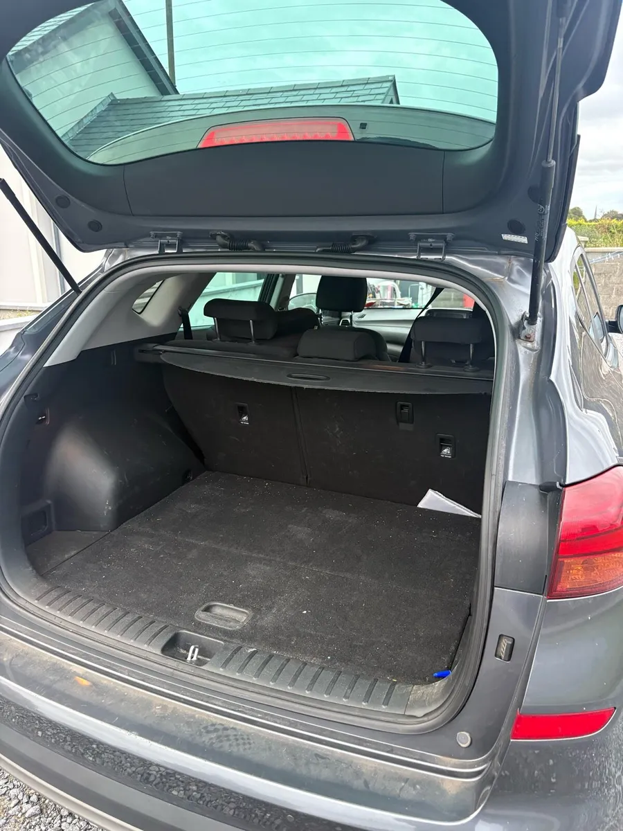 Hyundai Tuscon - Image 4