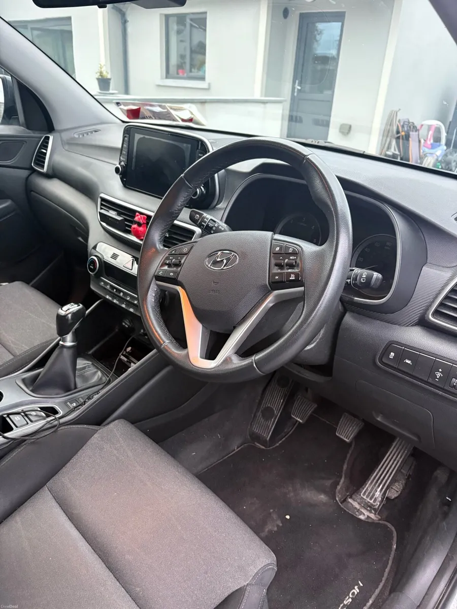 Hyundai Tuscon - Image 6