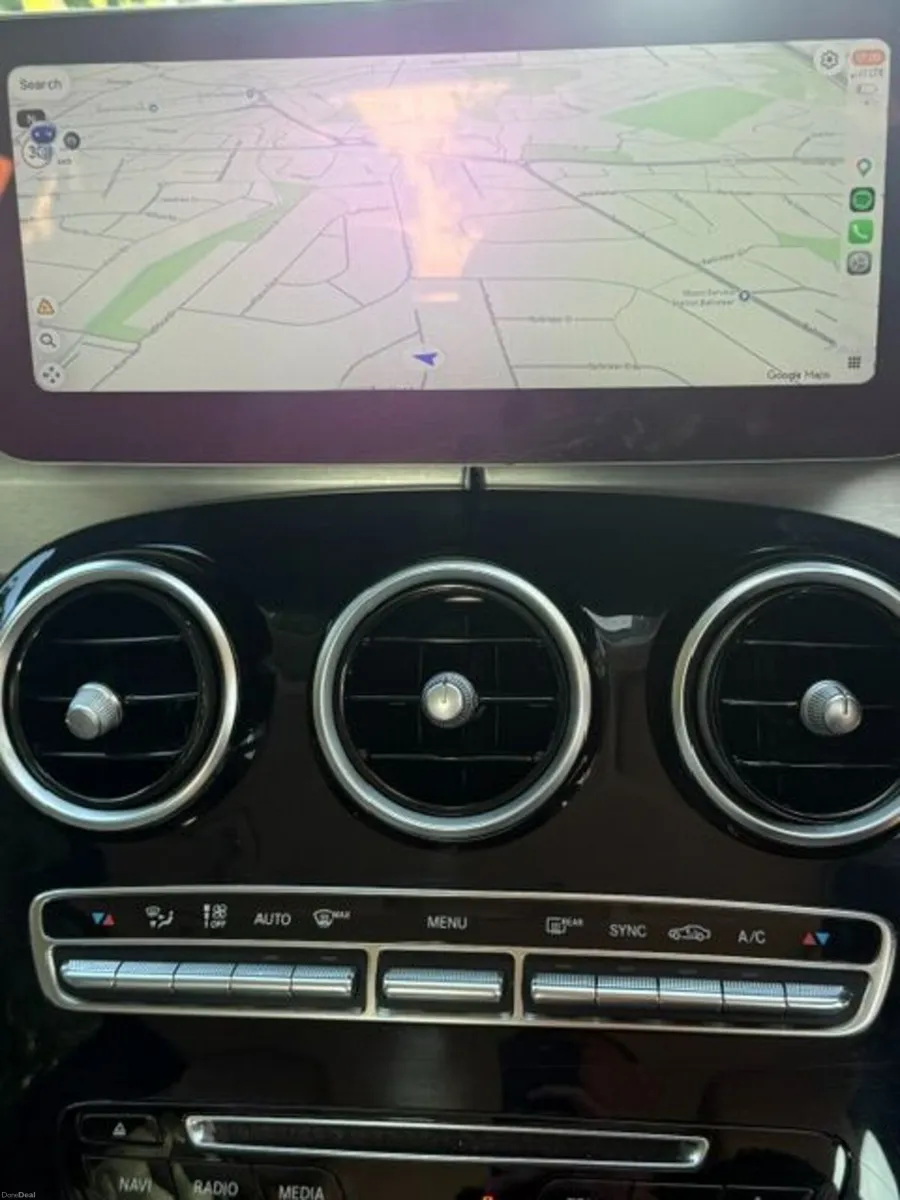 Mercedes-Benz C-Class 2018 - Image 4