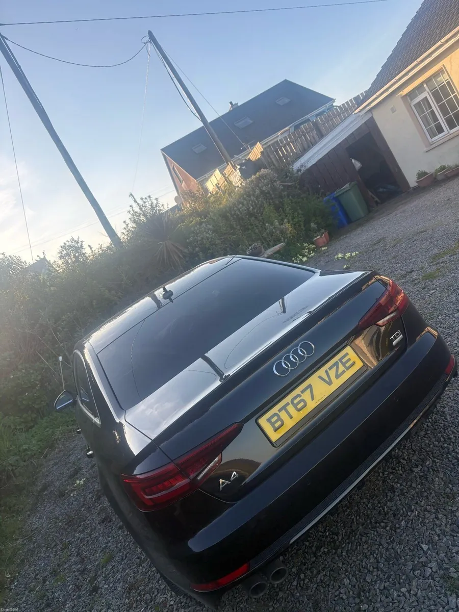 Audi A4 2018 - Image 2