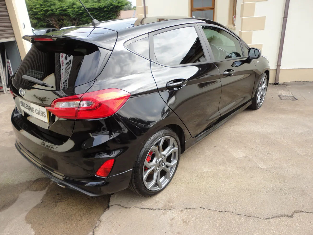 Ford Fiesta 2018 - Image 5