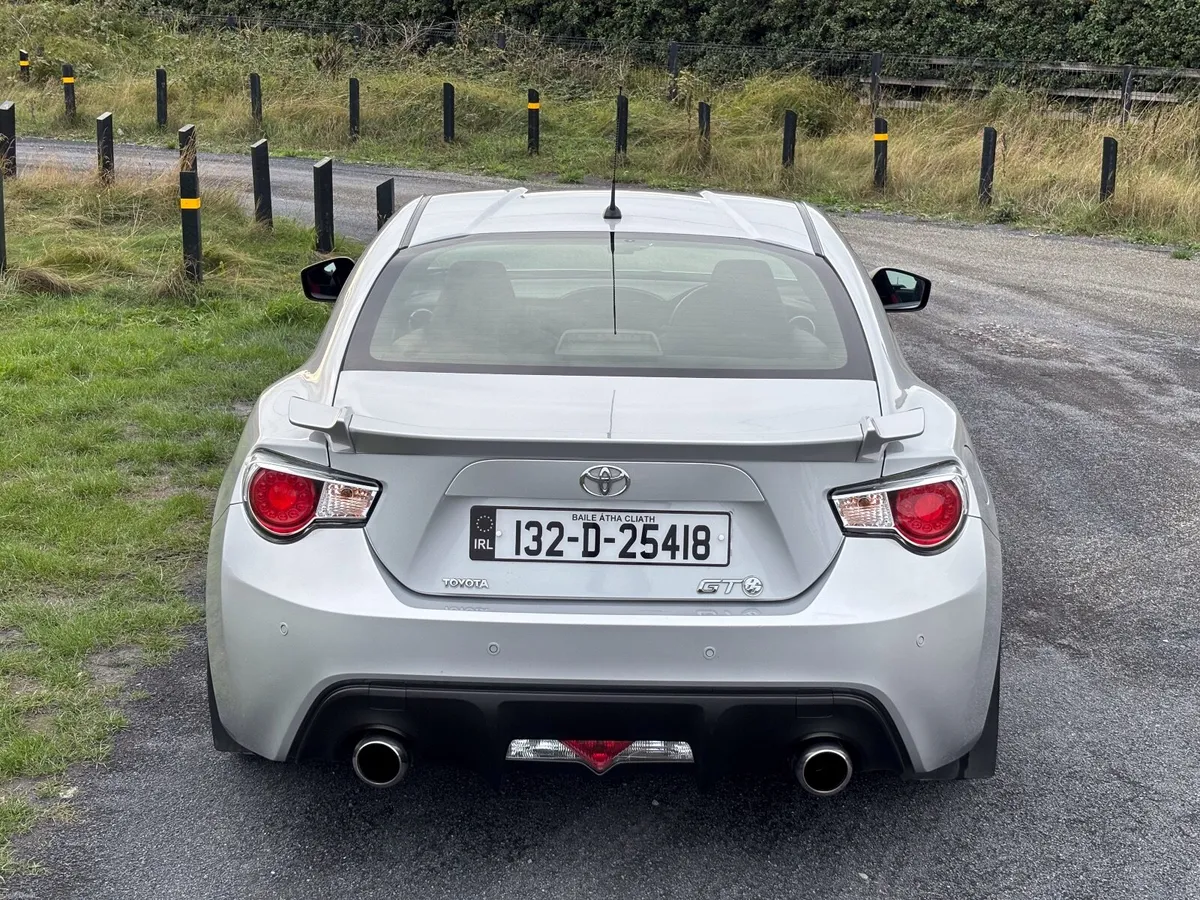 Toyota GT86 2013 - Image 5