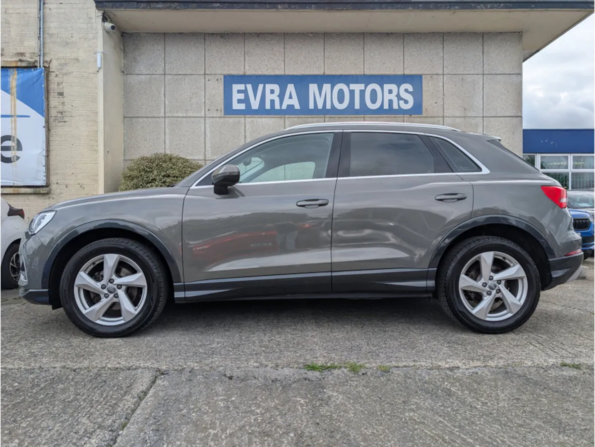 Audi Q3 35 SE AUTOMATIC 2.0 DIESEL //KEYLESS ENTRY - Image 5
