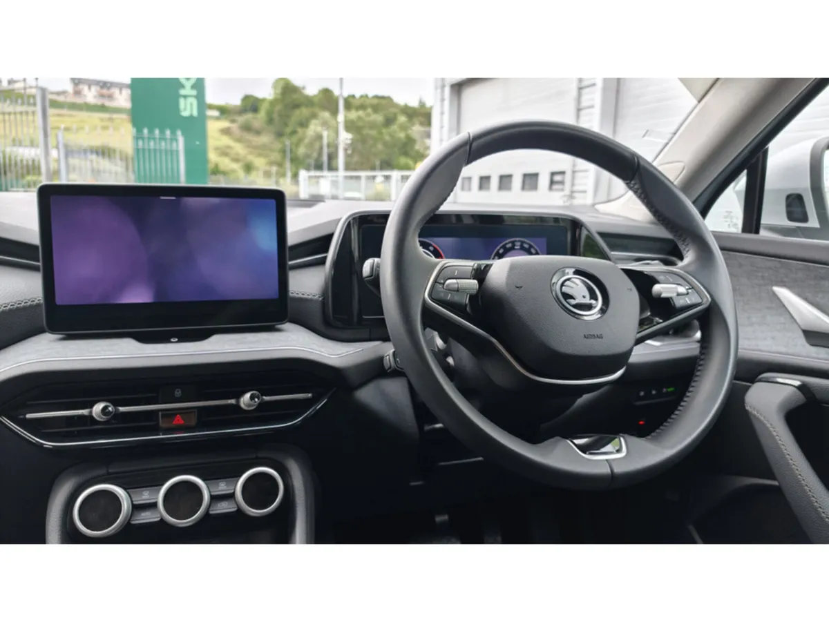 Skoda Kodiaq LOW MILEAGE - FACTORY FITTED TOWING S - Image 1