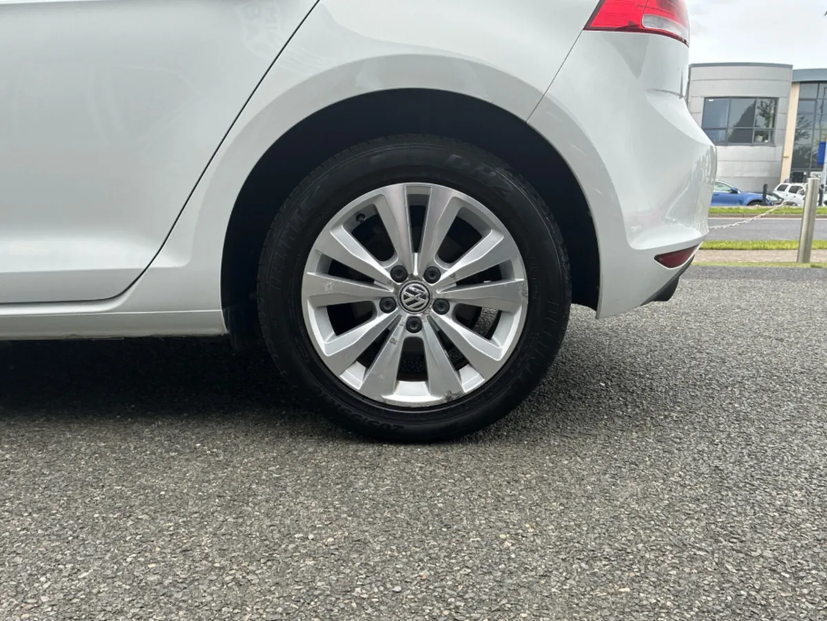 Volkswagen Golf DBA-AUCJZ 5DR AUTO - Image 5
