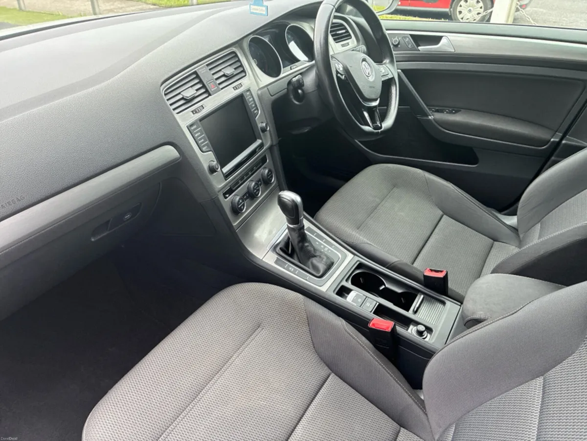 Volkswagen Golf DBA-AUCJZ 5DR AUTO - Image 2
