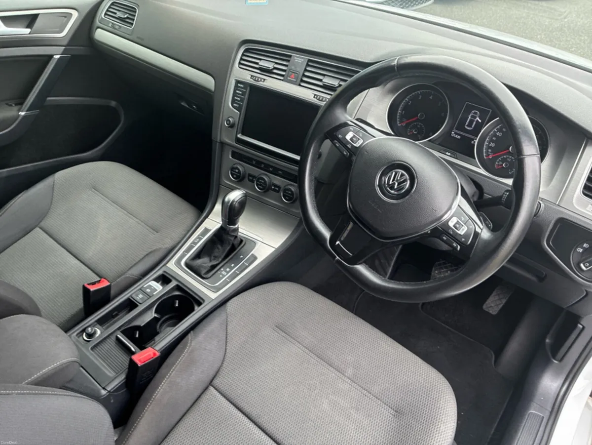 Volkswagen Golf DBA-AUCJZ 5DR AUTO - Image 6