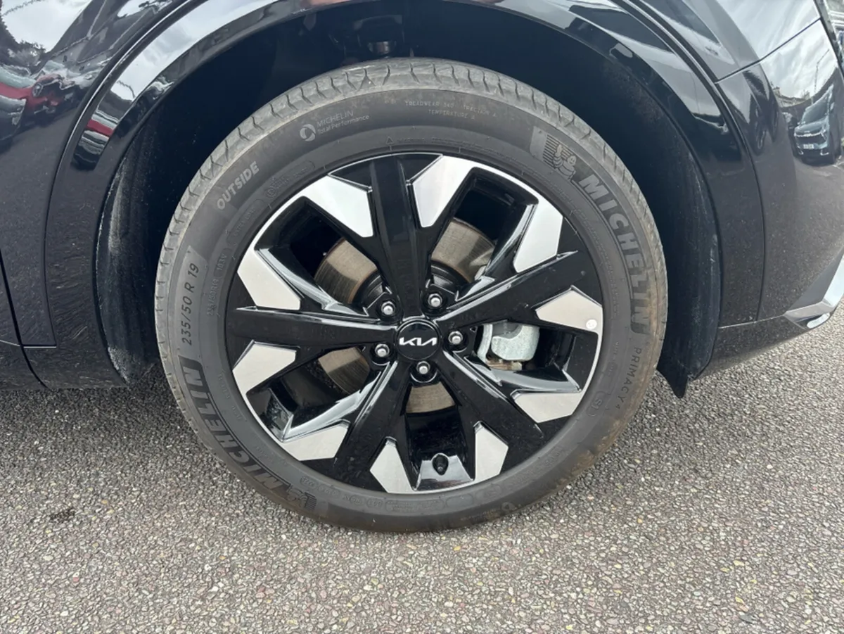 Kia Sportage PHEV SEM SPECIAL EDITION - Image 4