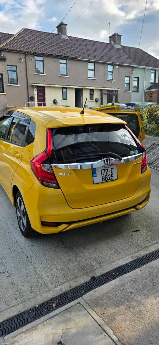 Car - Image 5