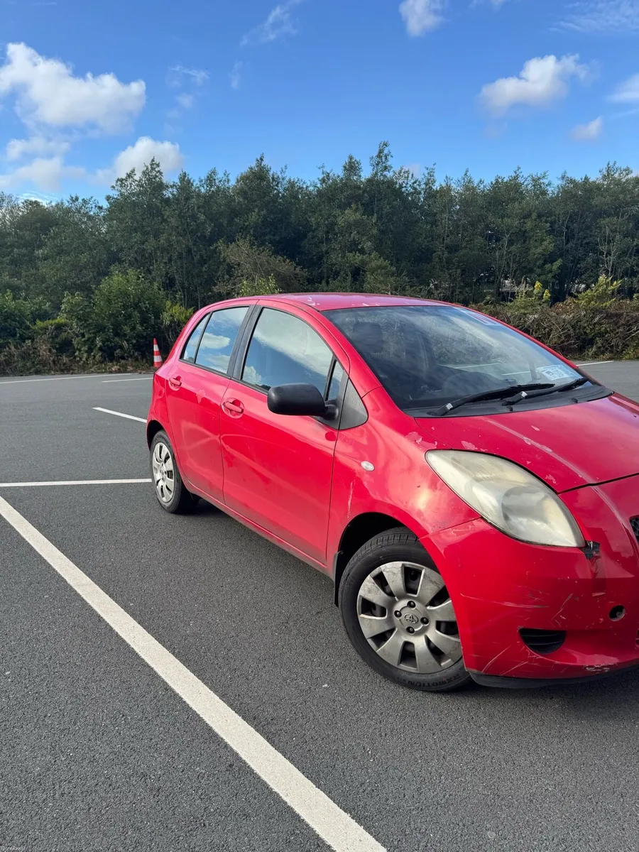 Toyota yaris 1.0L petrol - Image 5