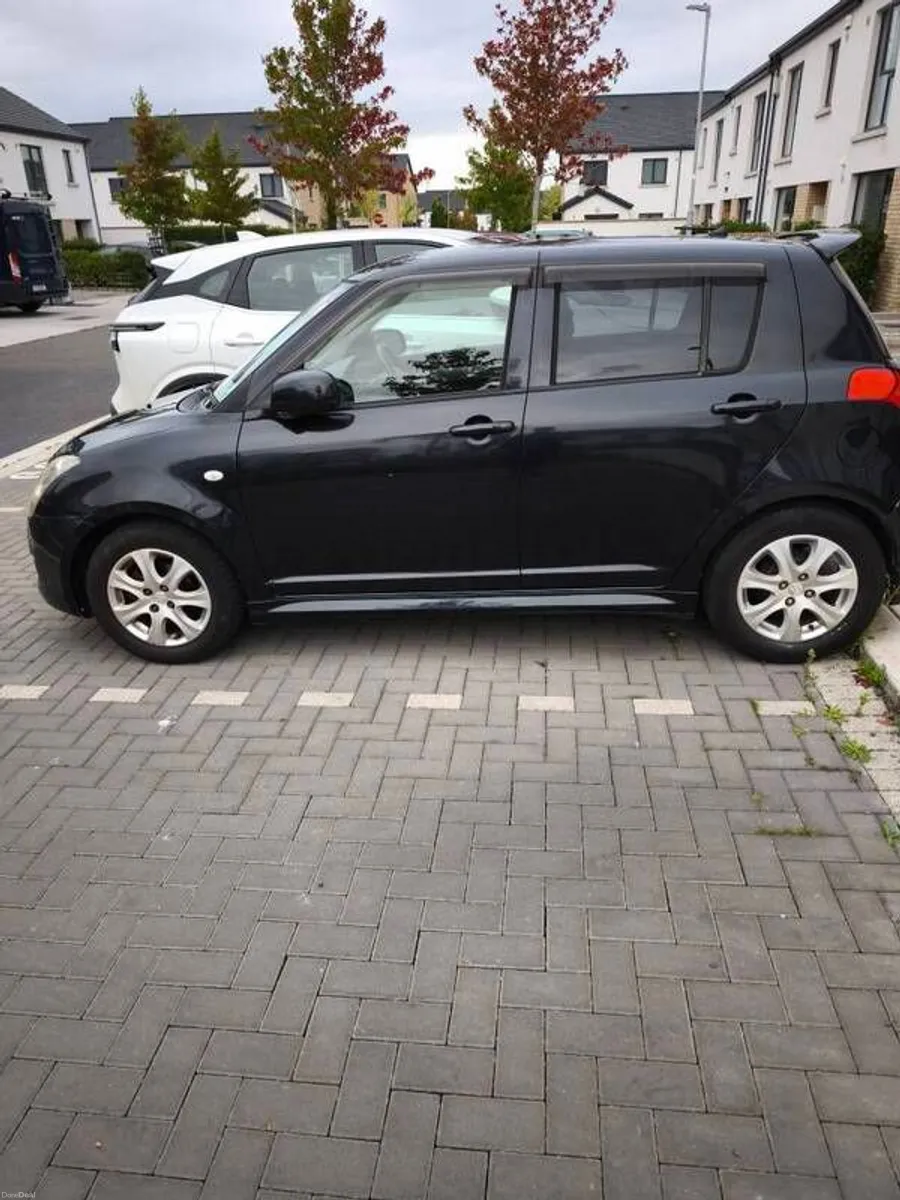2010 Suzuki Swift Automatic - Image 2