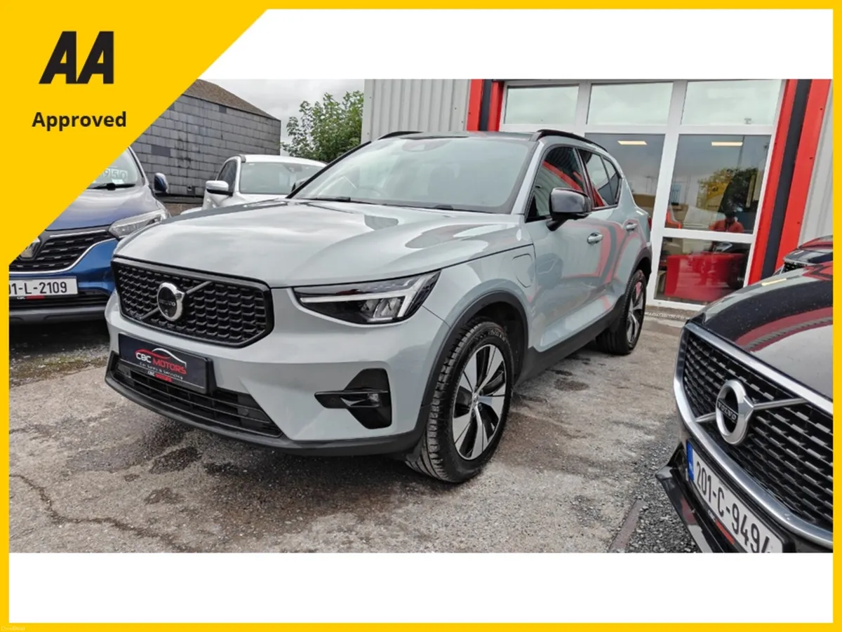 Volvo XC40 2023 T4 Plus Vapour Grey - Image 6