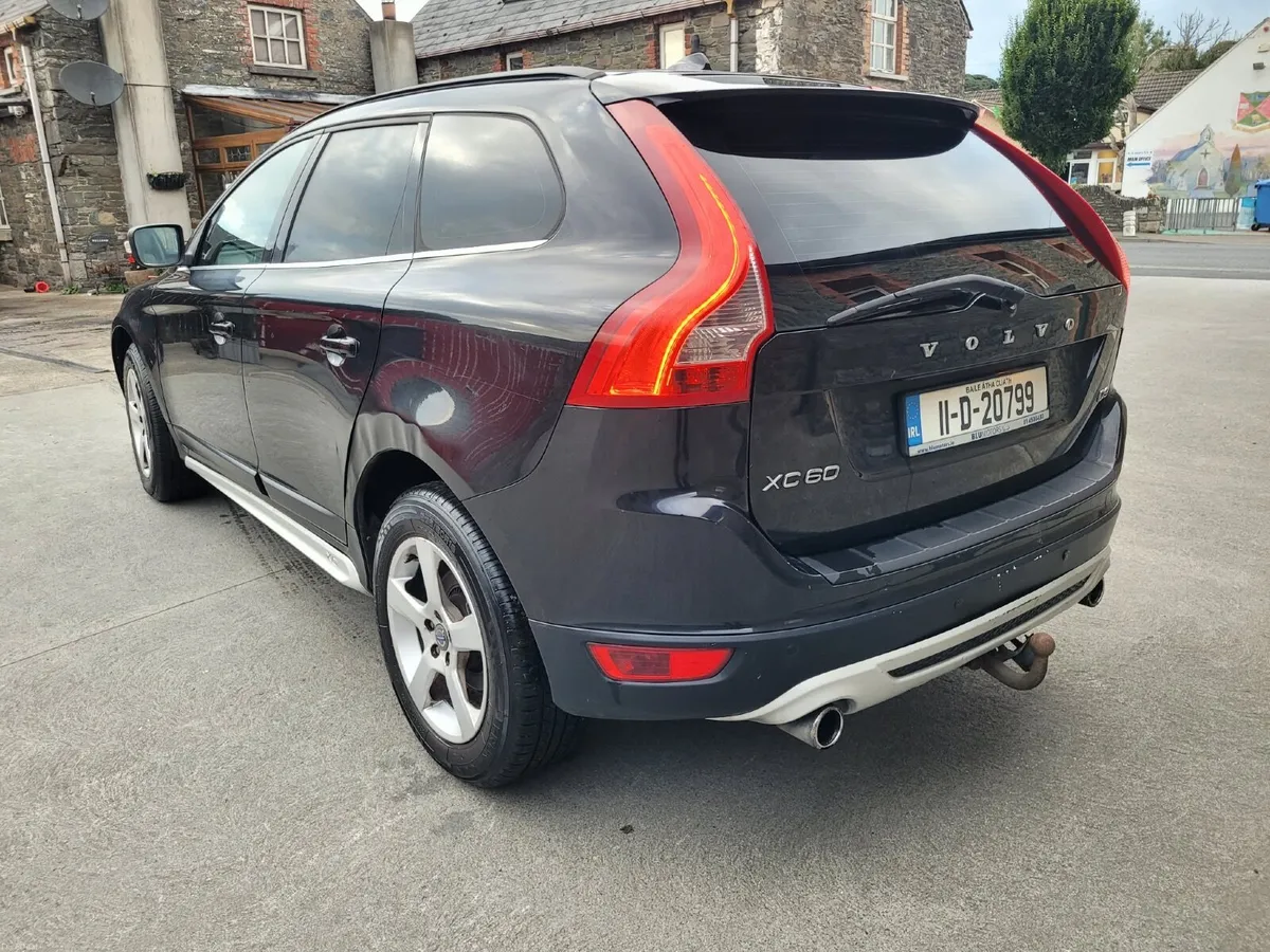 Volvo XC60 R Design Auto Diesel - Image 2