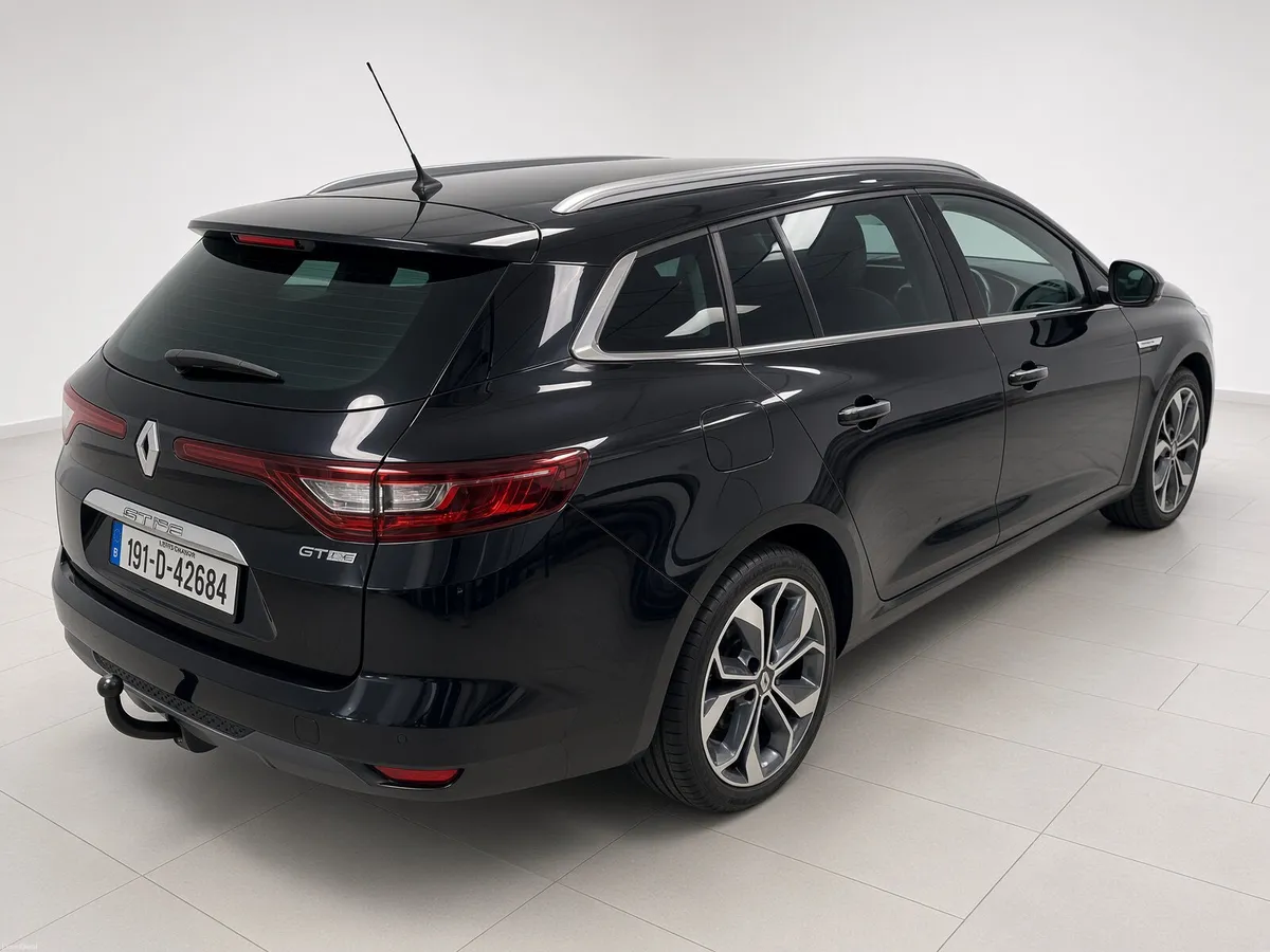 Renault Megane 2019 GT TOURER - Image 3