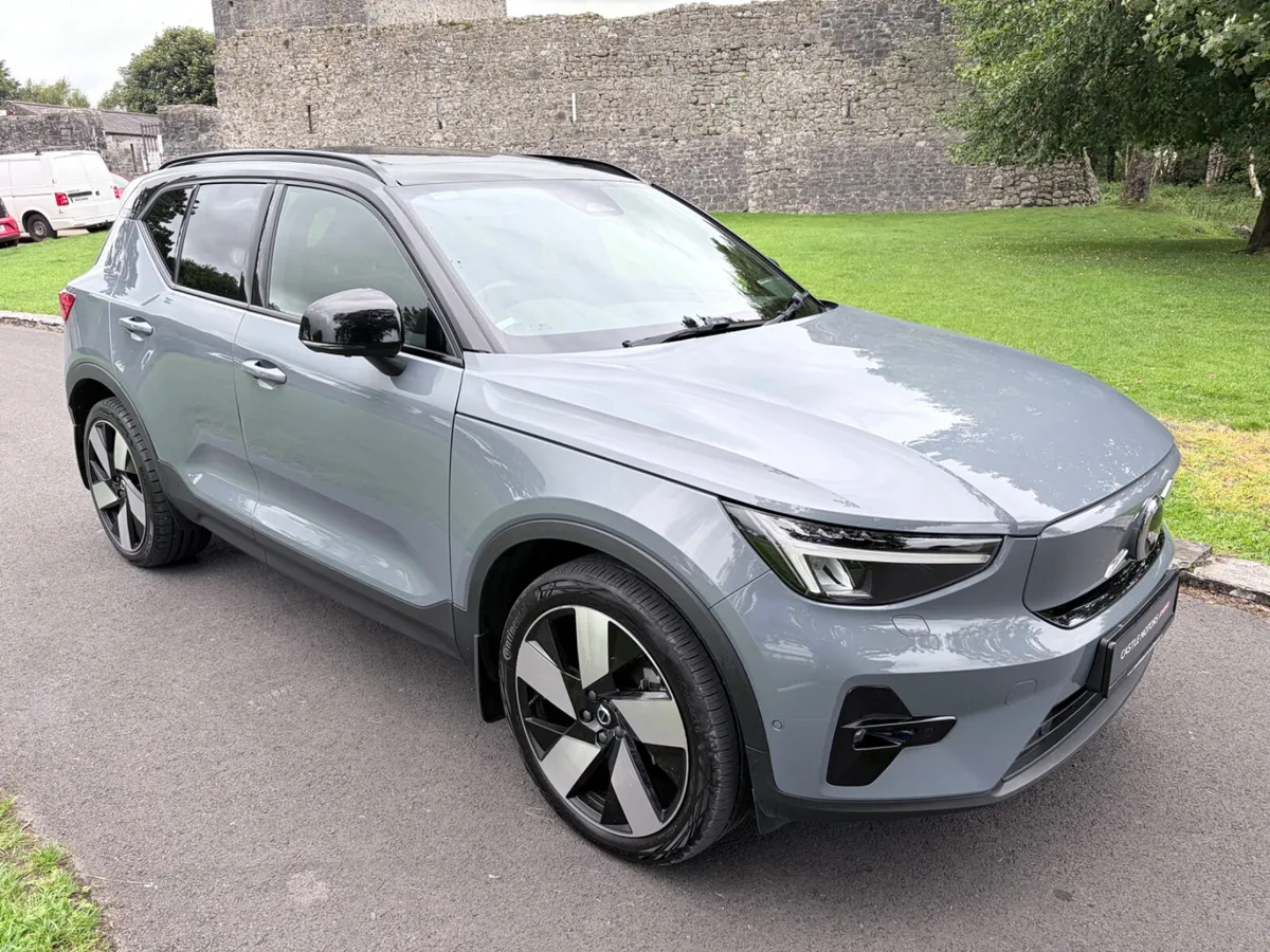 Volvo XC40 2023 Huge spec & Low Mileage - Image 4