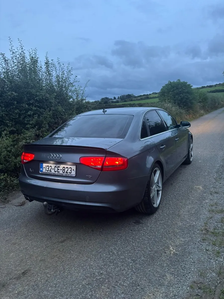 Audi A4 2013 - Image 4