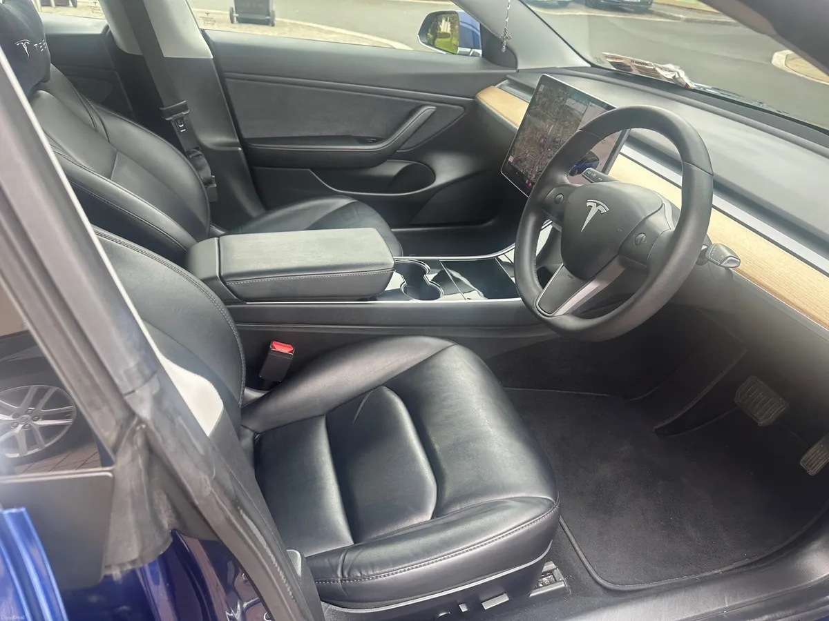 Tesla Model 3 Long Range 62k km Acceleration Boost - Image 5