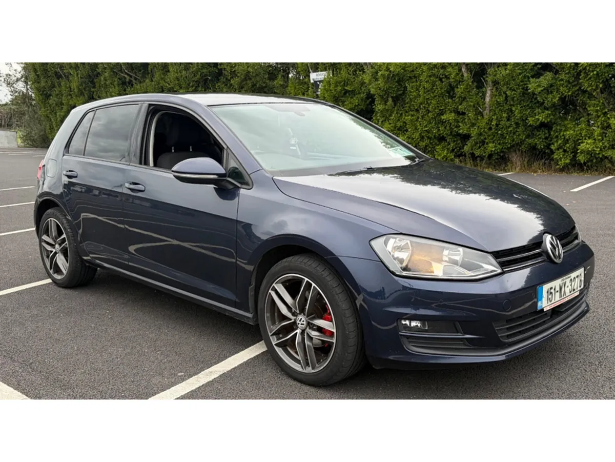 Volkswagen Golf 1.6 TDI MATCH BLUEMOTION 105PS 5 5 - Image 2