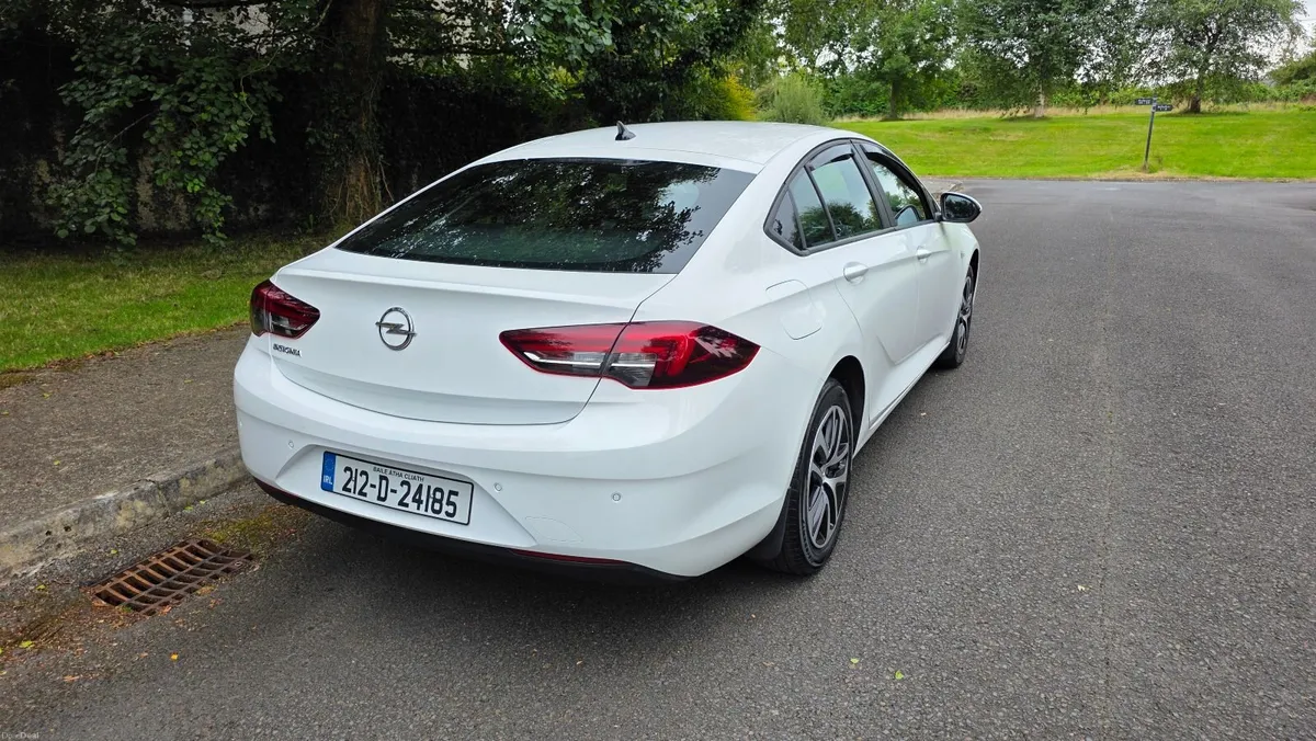 Opel Insignia 2021 - Image 3