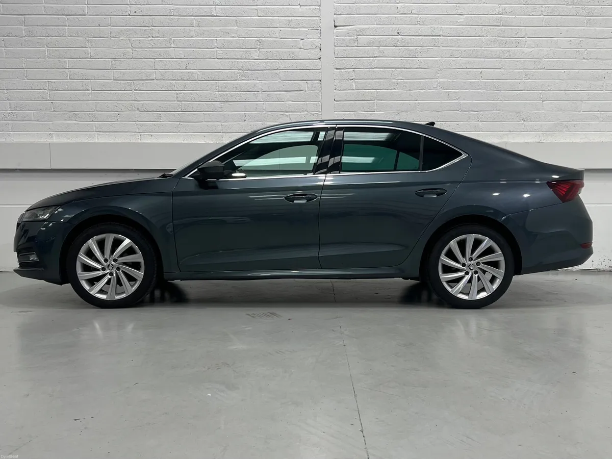 Skoda Octavia Style 2.0TDI 150bhp 5dr Auto - Image 4