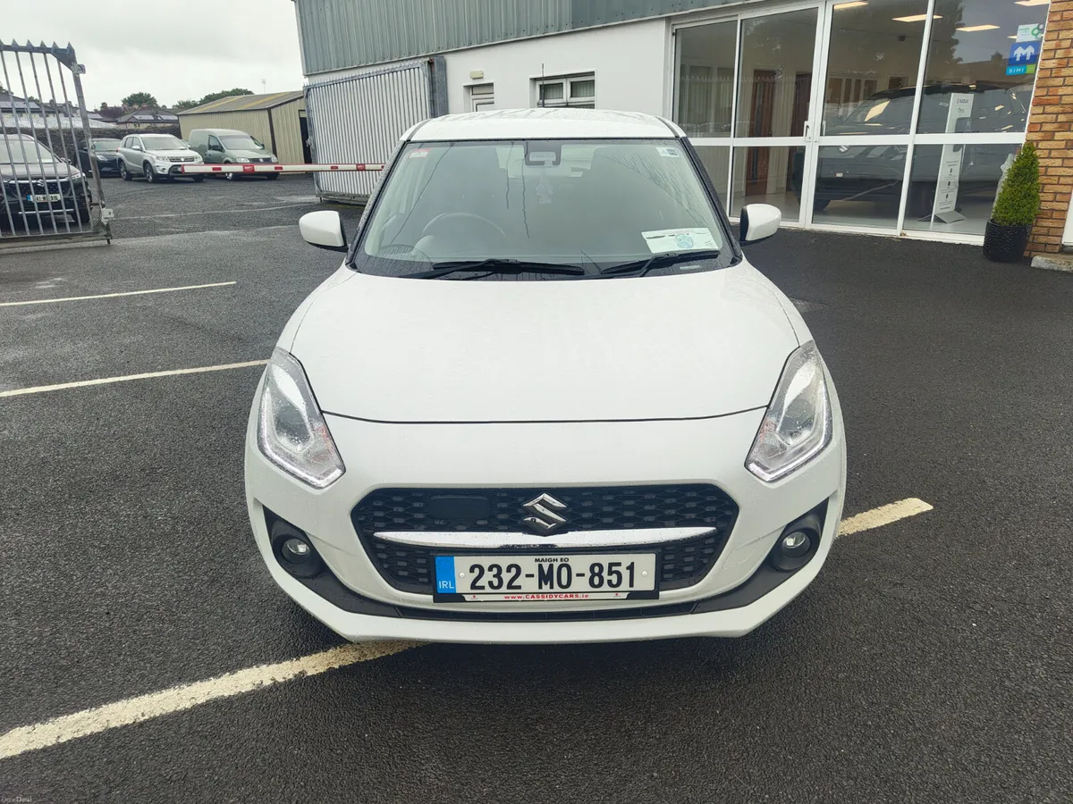 Suzuki Swift 1.2 Mild Hybrid SZ-T AUTO - Image 3