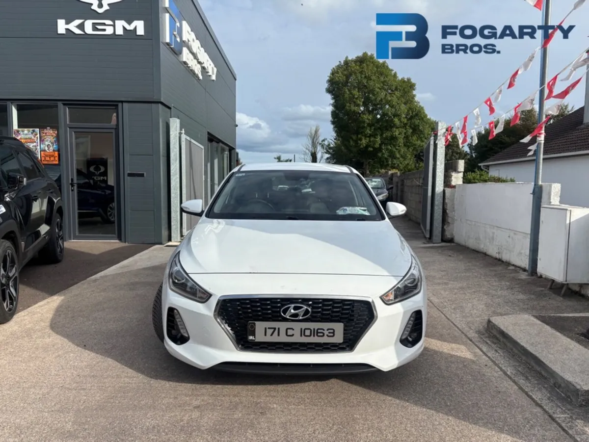 Hyundai i30 2017, I 30 DELUXE 5DR - Image 3