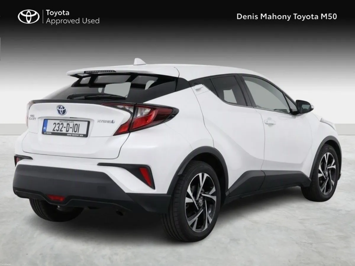 Toyota C-HR Sport Hybrid - Image 2