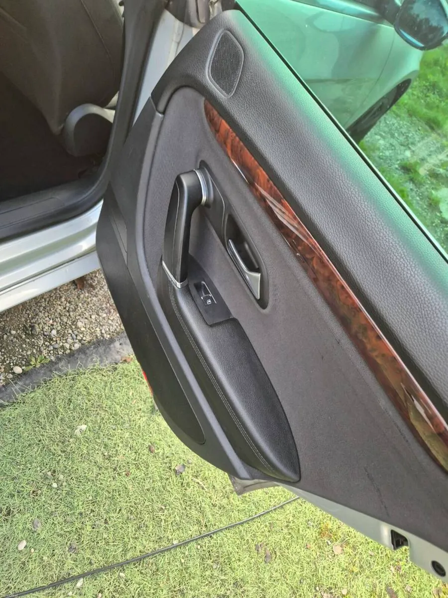 Volswagen passat cc - Image 3