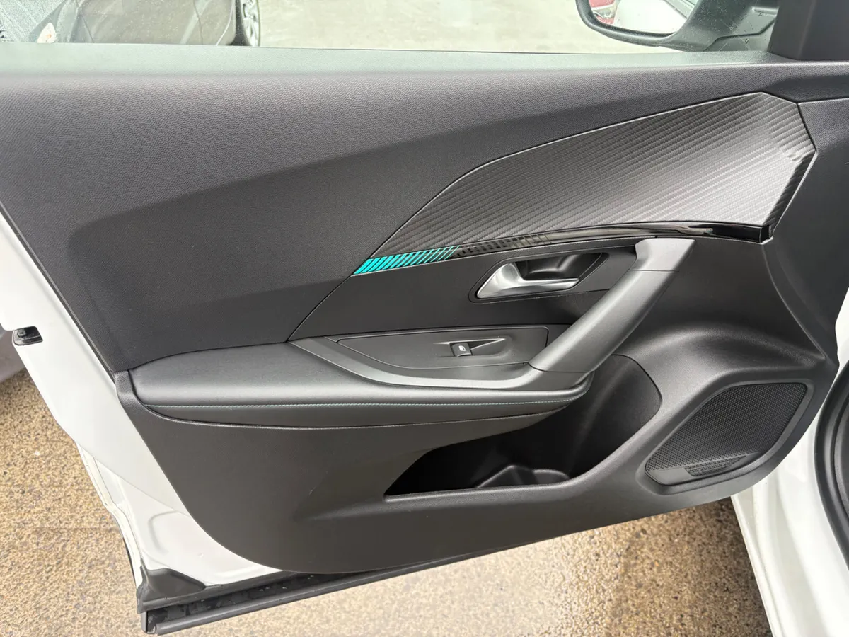 Peugeot 2008 2022 - Image 6