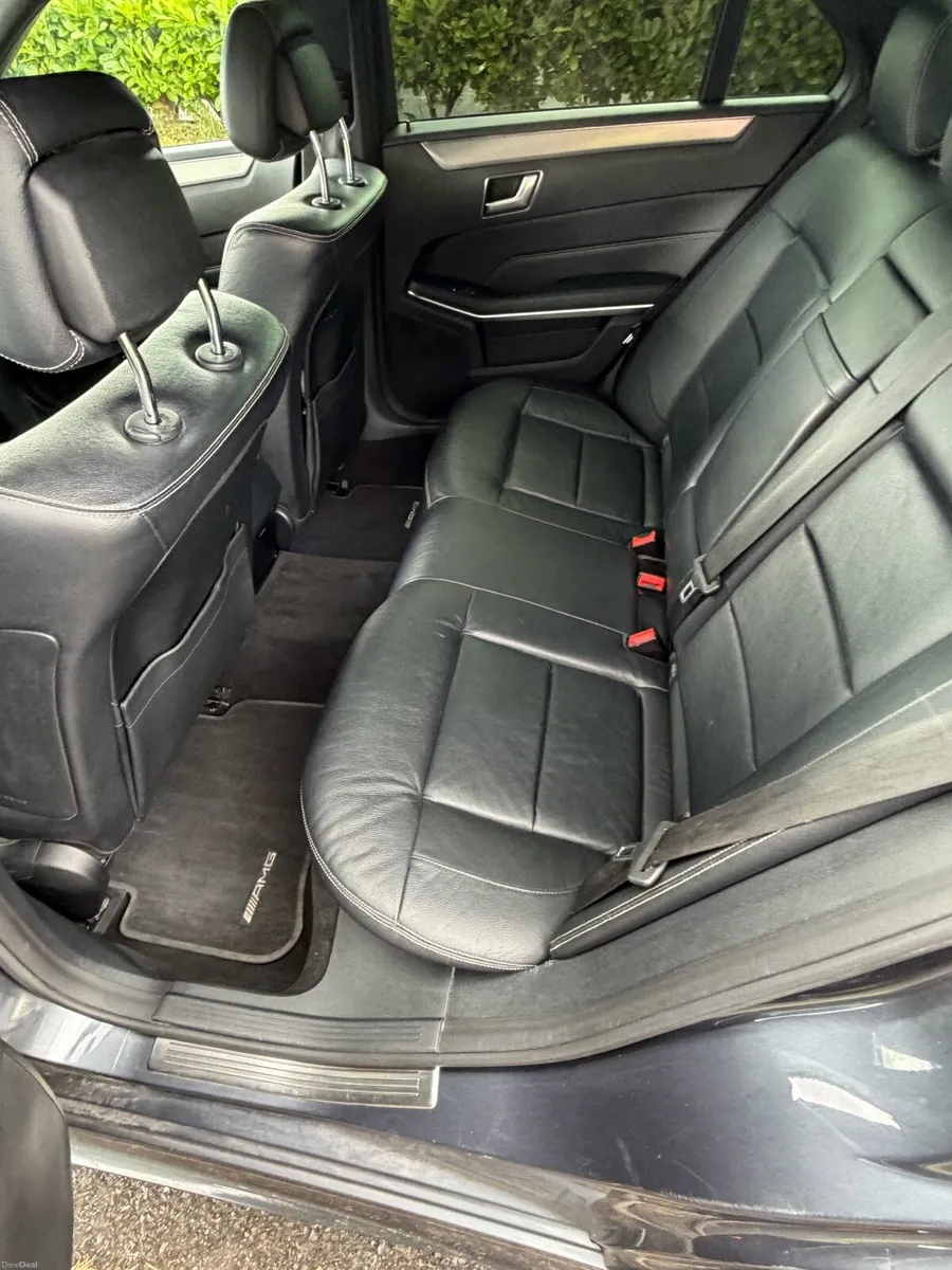 Mercedes Benz E250 - Image 5