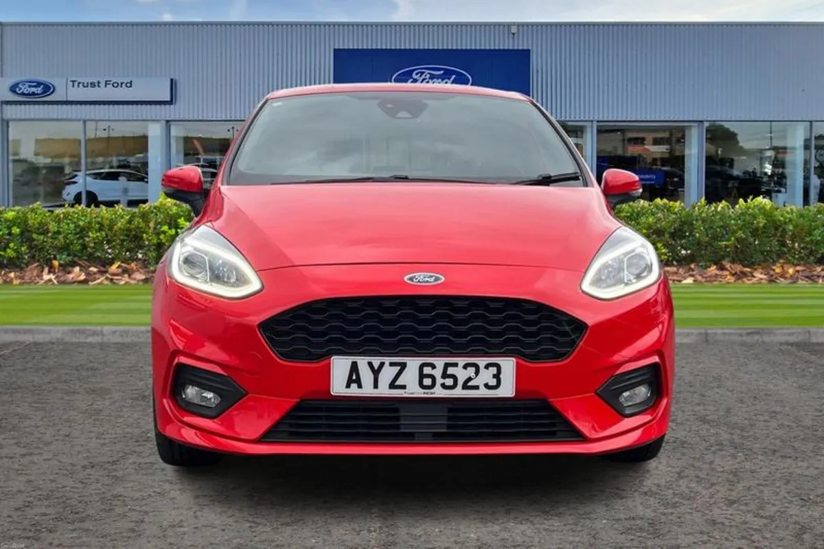 Ford Fiesta 1.0 EcoBoost Hybrid mHEV 125 ST-Line E - Image 6