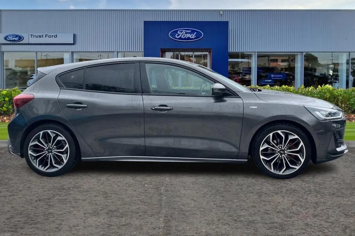 Other Other 1.0 EcoBoost Hybrid mHEV 155 ST-Line X - Image 3