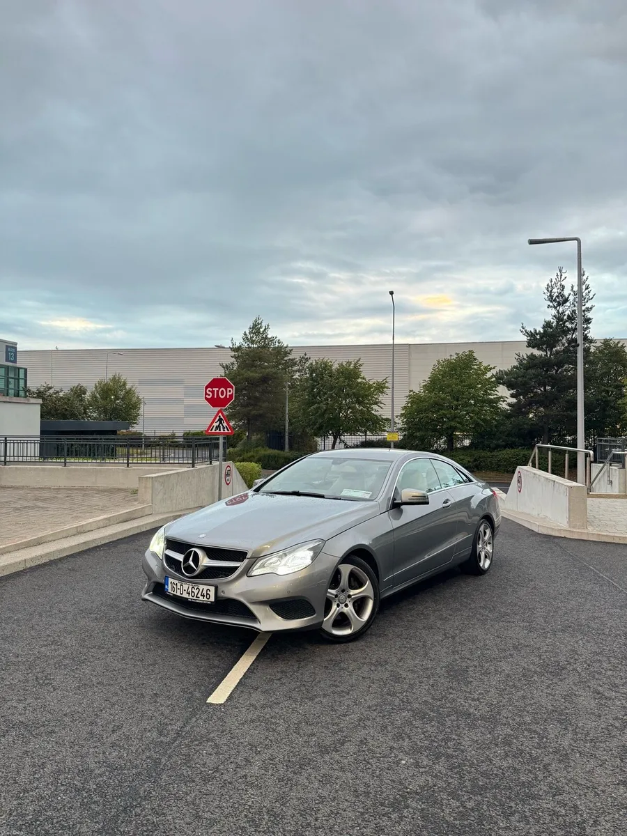 2016 Mercedes-Benz E220 | Auto | Only 144k KM - Image 2