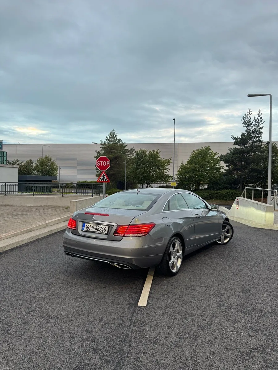 2016 Mercedes-Benz E220 | Auto | Only 144k KM - Image 4