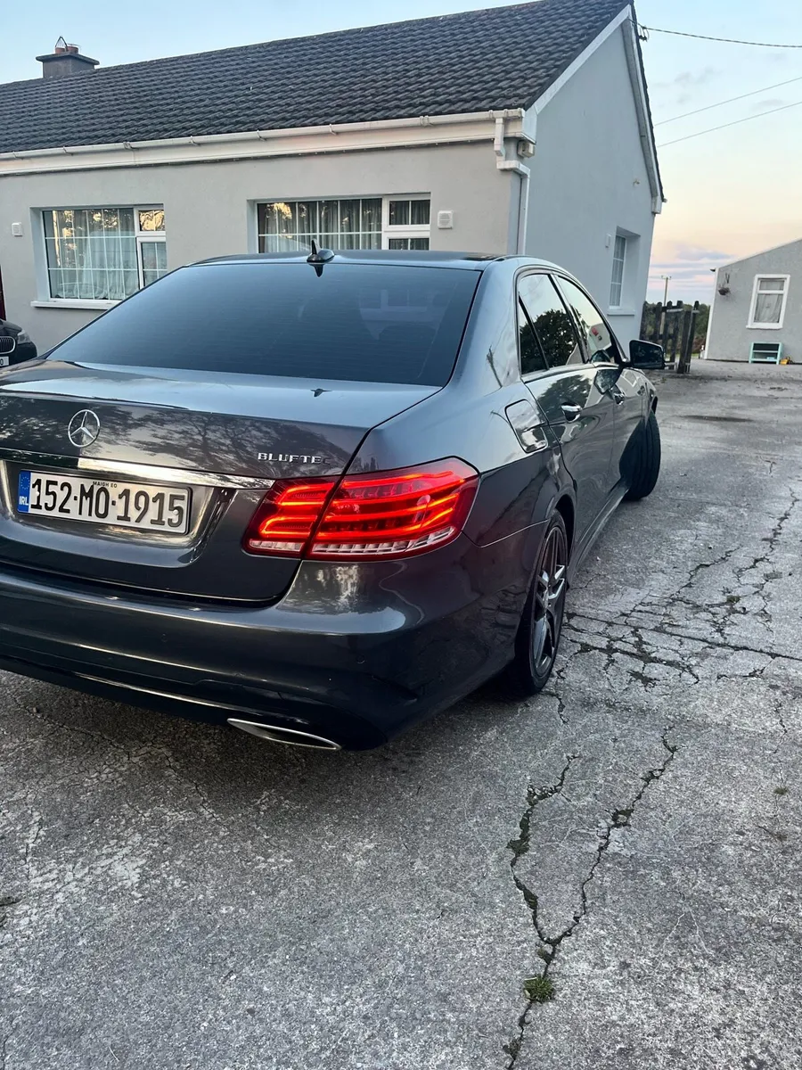 Mercedes Benz E220 AMG nightline edition - Image 2