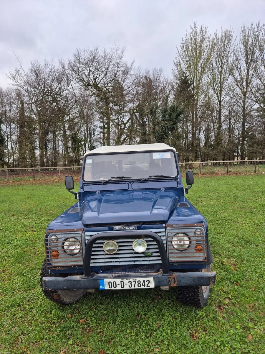 Land Rover Defender 2000 - Image 2