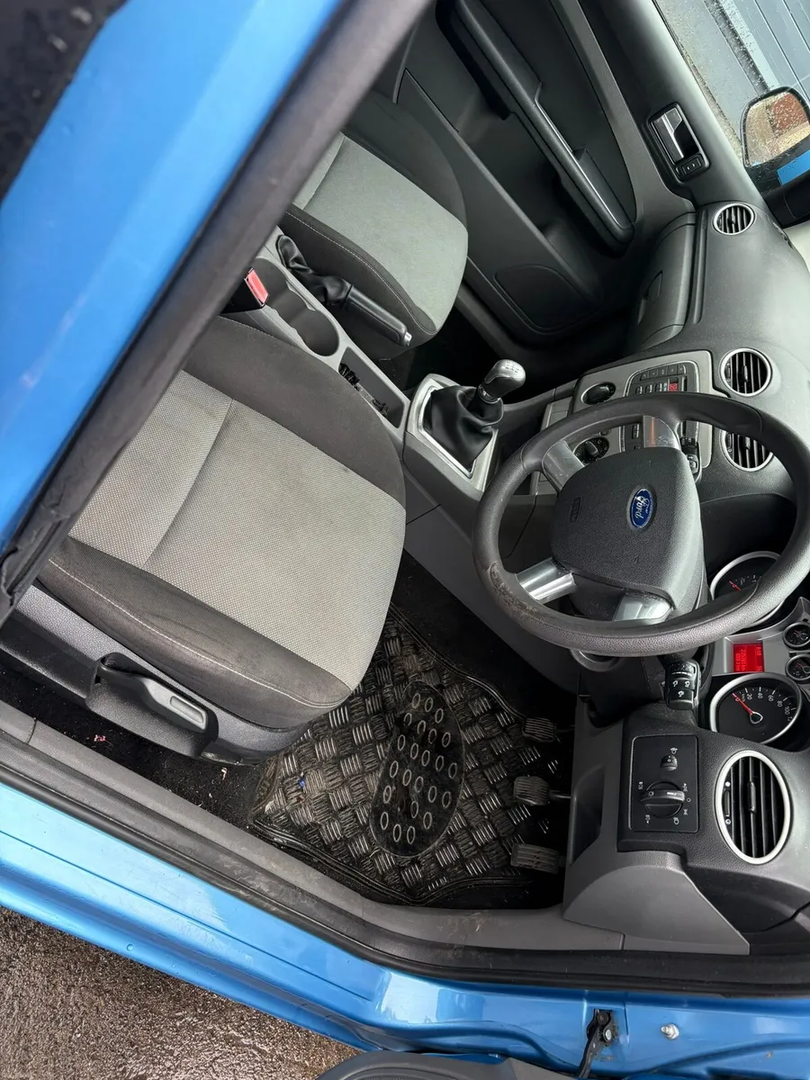 Ford focus - Image 6