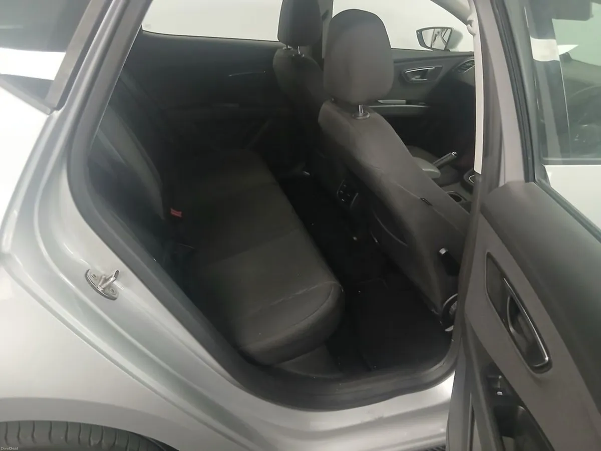 SEAT Leon 5D 1.2tsi 110HP SE DSG 5DR AUT - Image 6