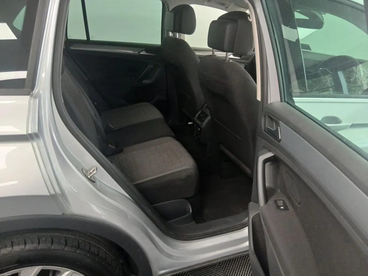 Volkswagen Tiguan Life 2.0tdi D7F 150HP 5DR Auto - Image 6