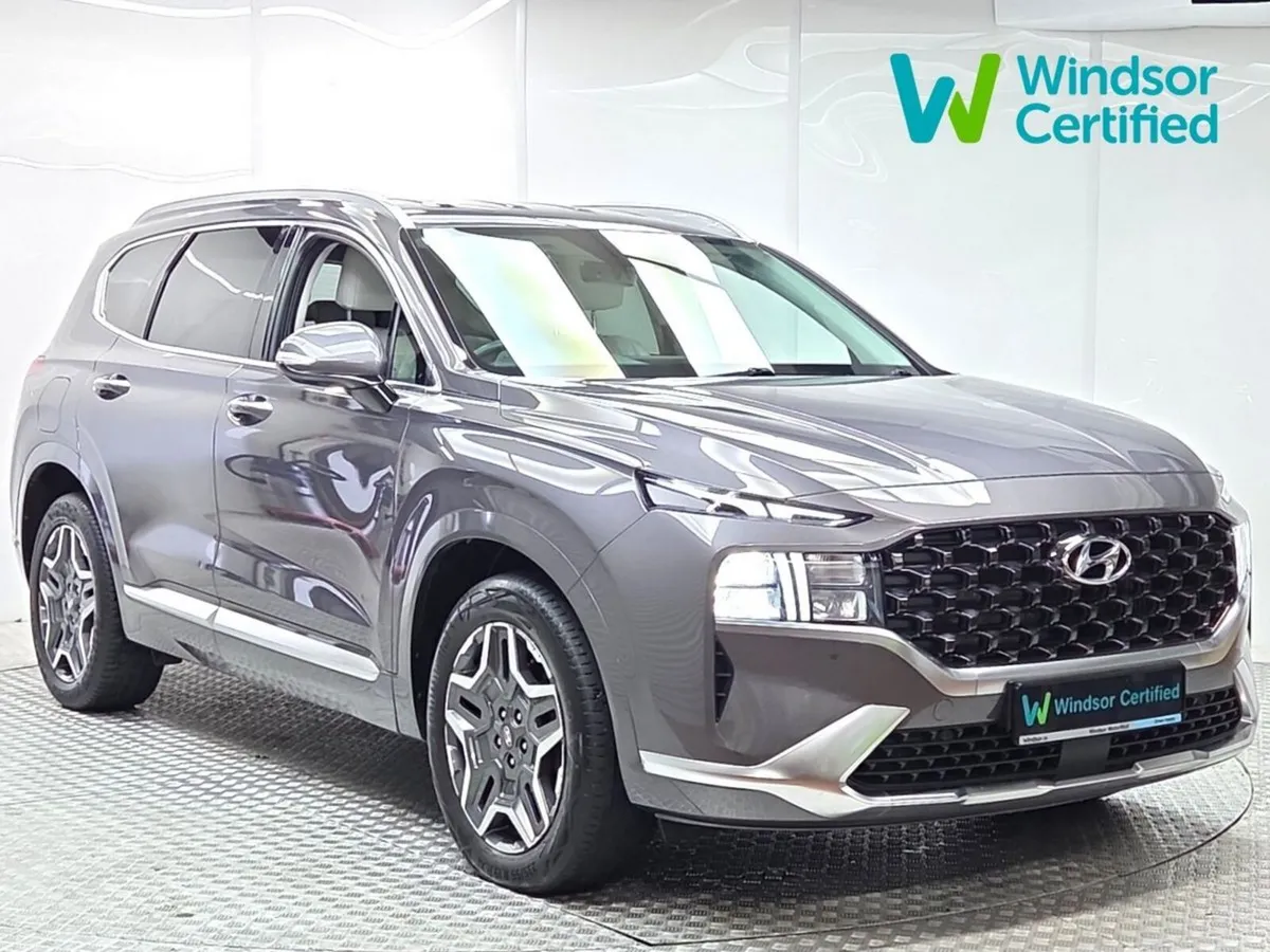 Hyundai Santa Fe 1.6 PHEV 4WD Executive Plus Auto - Image 1