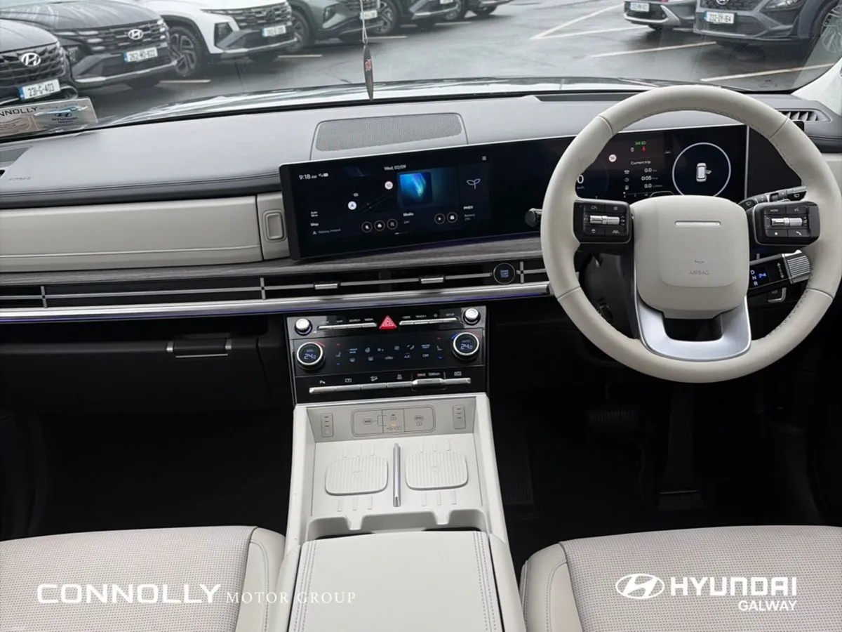 Hyundai Santa Fe 1.6 PHEV 4WD Premium - Image 4