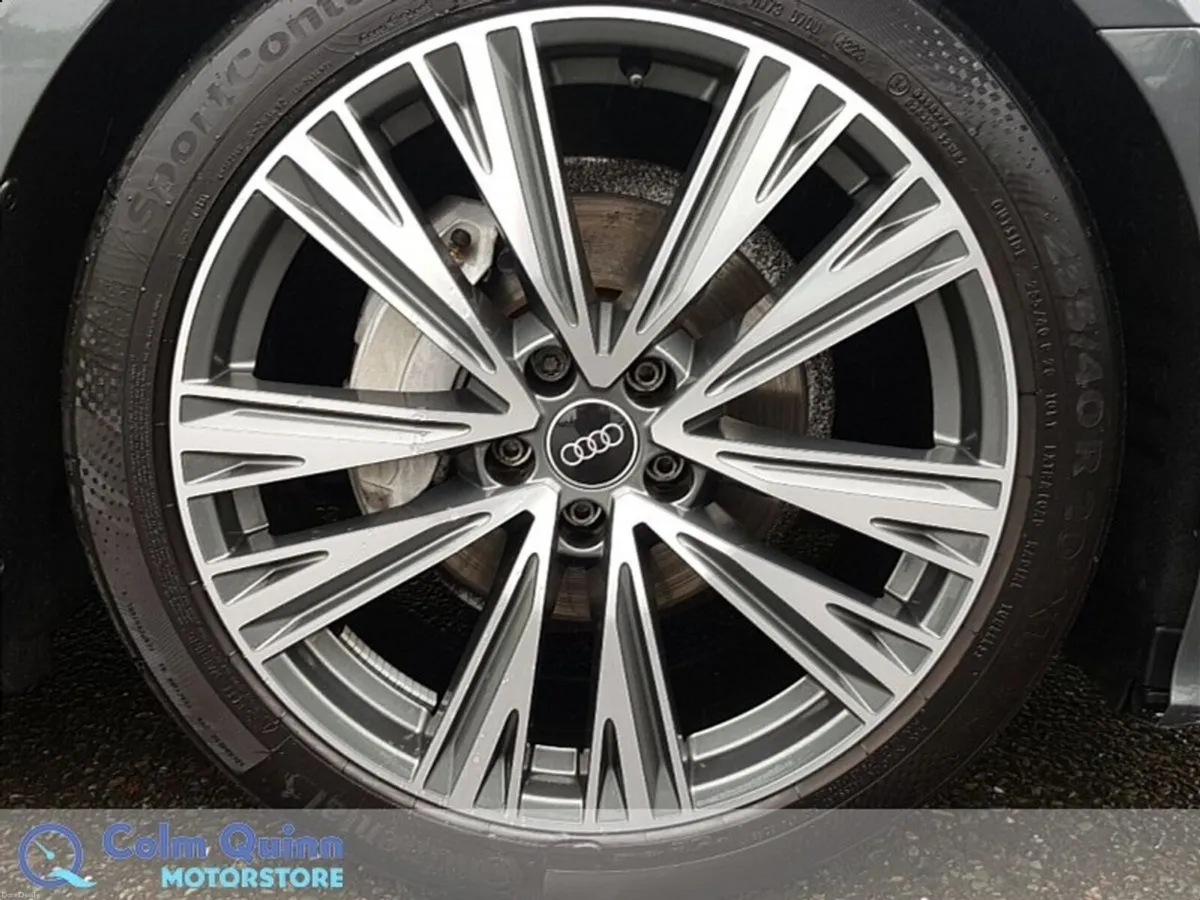 Audi A6 S-Line 40TDI 204HP S-tronic - Electric Sea - Image 5
