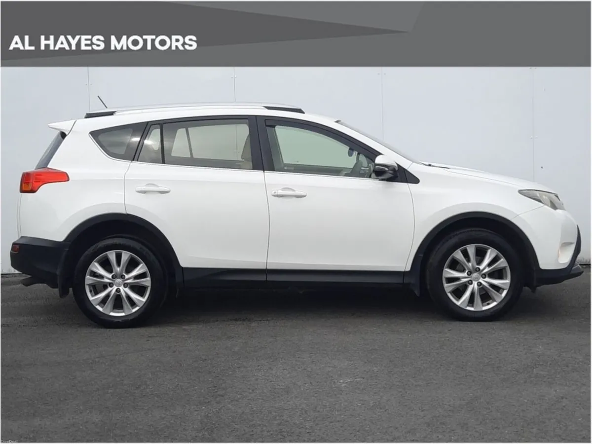 Toyota RAV4 SOL 2WD 2.0 D-4D LEATHER SEATS*NCT 1/2 - Image 6