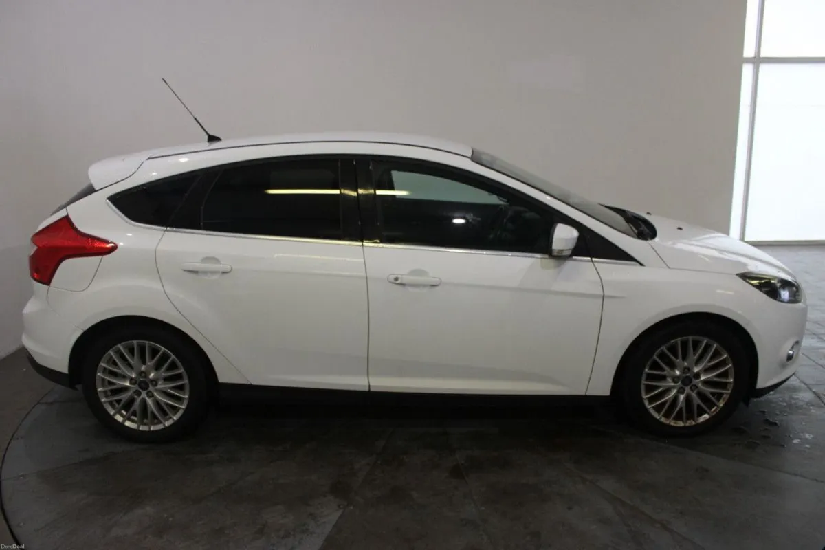 Ford Focus 1.6 TDCI 115 PS Zetec - TENDER 33 - Image 2